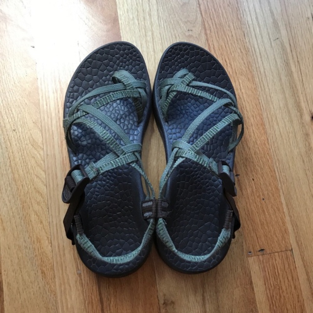 Double-Strap Chacos - Green